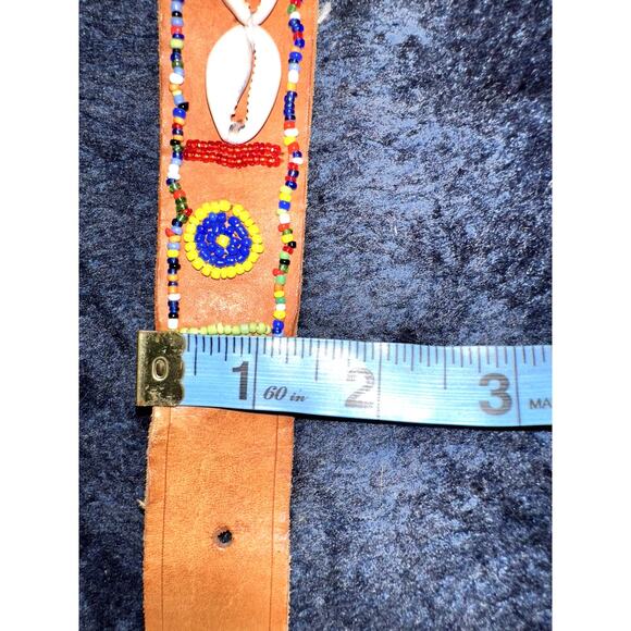 VINTAGE UNISEX BOHO LEATHER BELT STUDDED WITH COWRIE SHELLS & BEADS L NEVER WORN